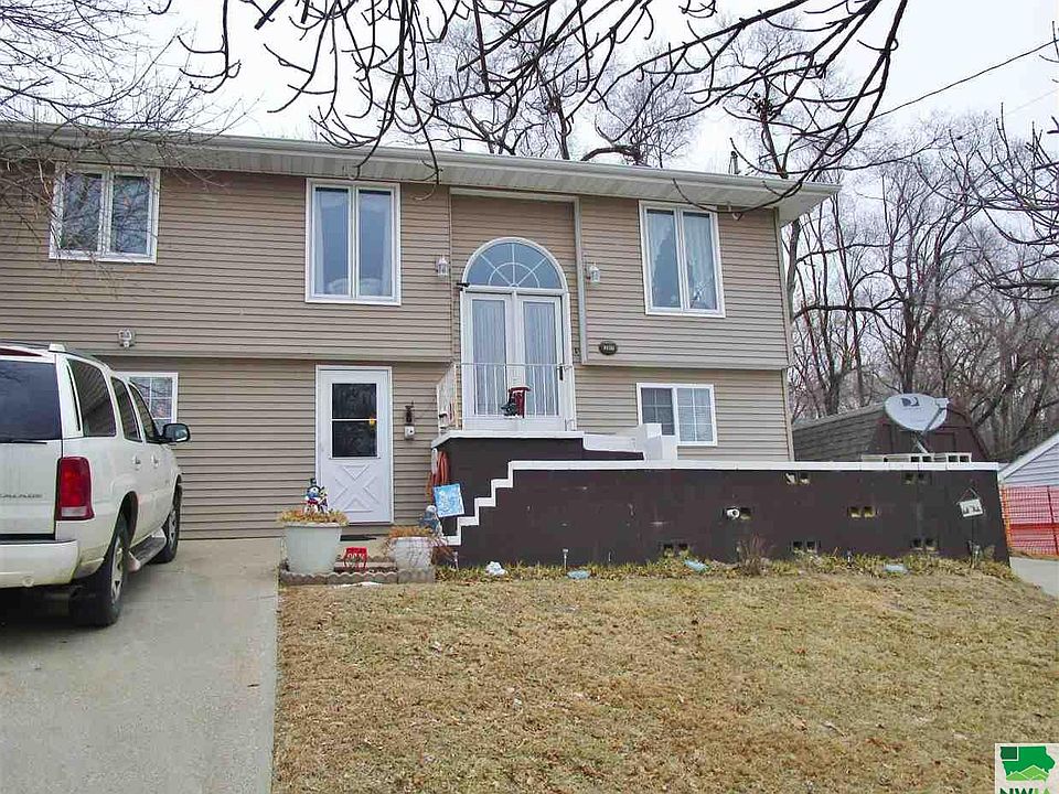 1st image of 2811 W Highland Ave