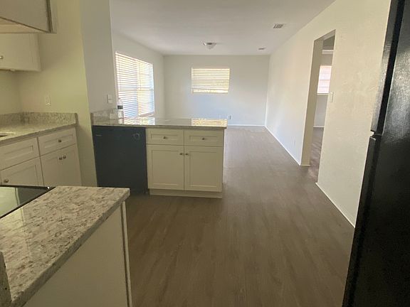 2nd image of 29 Highridge Cir