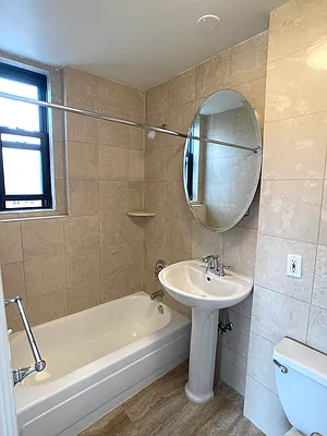 Rented by Tourma Realty LLC | media 16