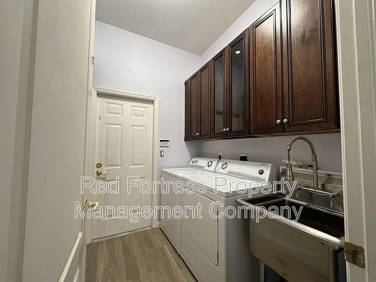 2531 Sawgrass Lake Ct — Photo 12
