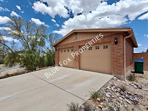 3rd image of 5440 W Placita De La Promesa