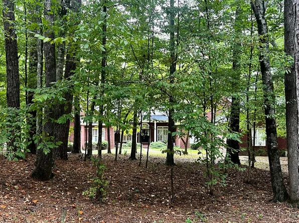 534 Sweetwater Dr, Cataula, GA 31804