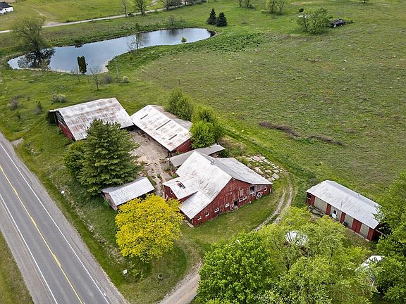 2nd image of 8103 Baldwin Rd
