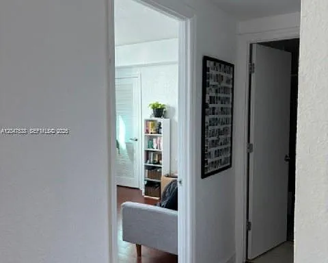 7501 E Treasure Dr #5J — Photo 6