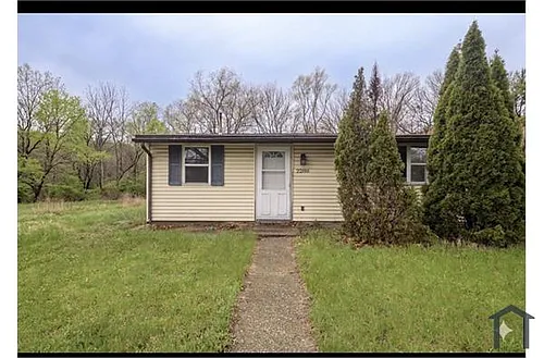 2280 Roosevelt Pl Photo 1