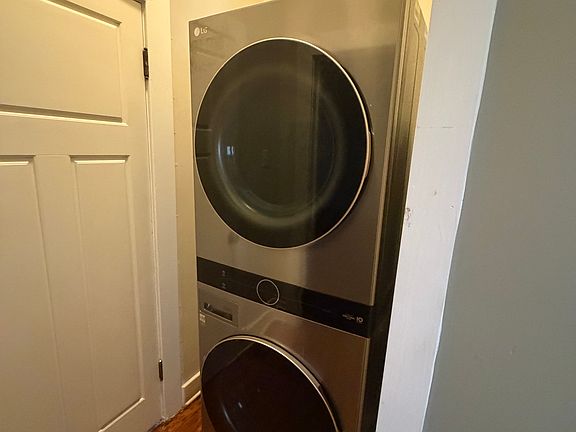 4th image of 507 W Laurel Ave APT A