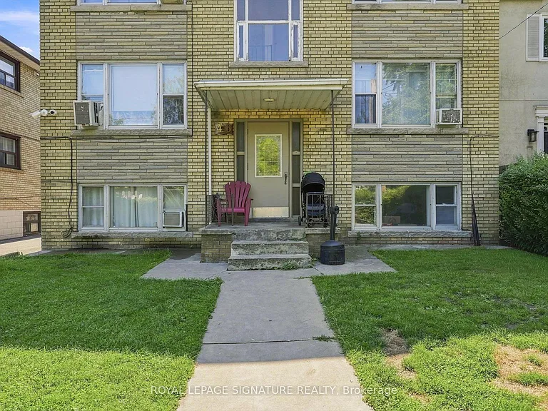 46 Albert Ave #5 — Photo 2
