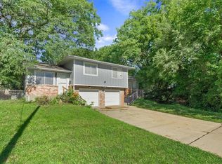 5414 Knox Ave, Shawnee, KS 66203