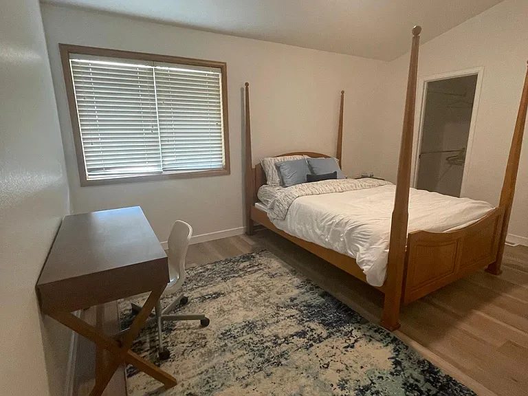 Bedroom number 2- Blue Room