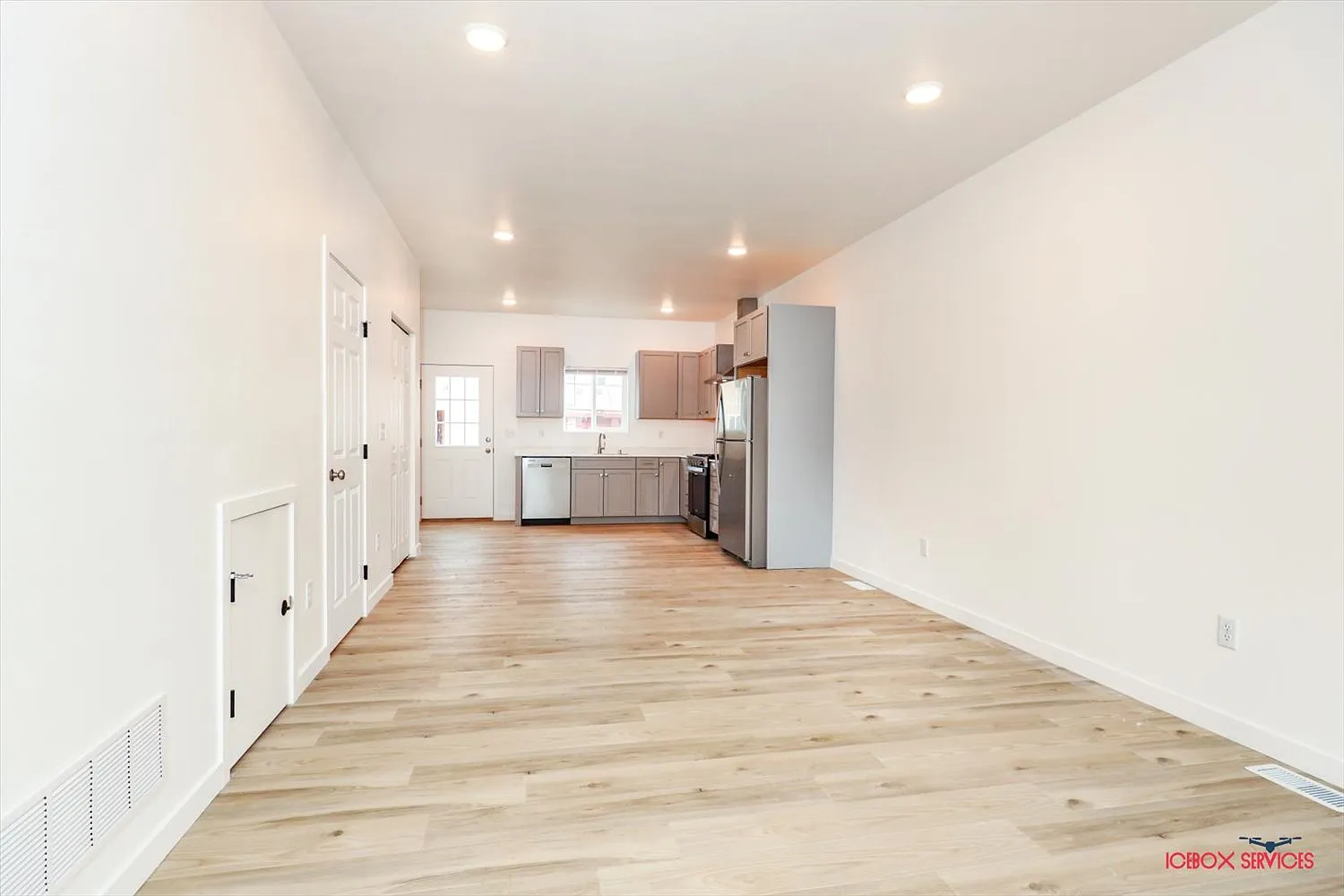 2 bed, 2.5 bath, 1000 sqft, $1,850 — Photo 4