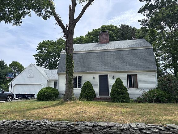 2nd image of 20 Deerfield Rd
