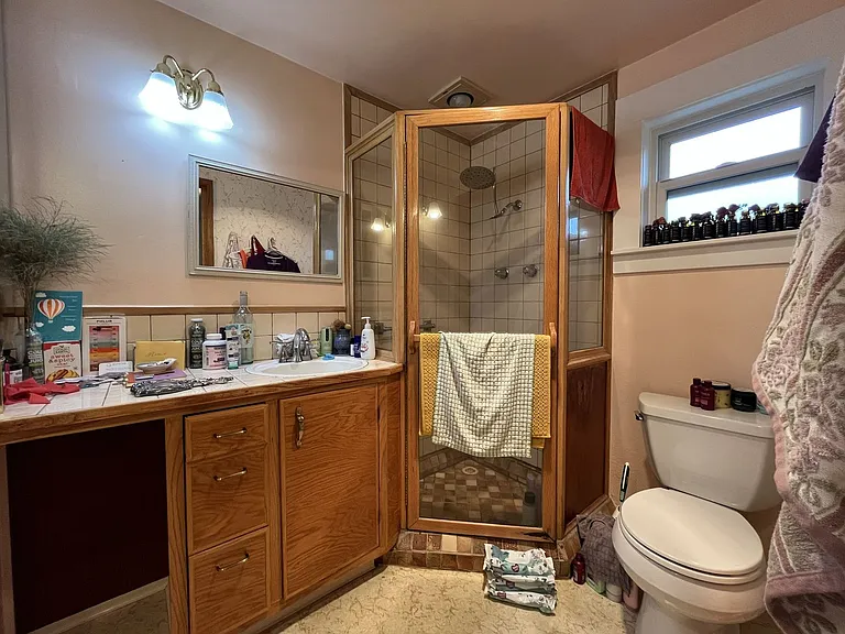 2430 SE Park Ave — Photo 43