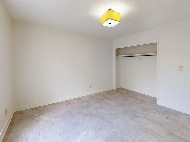 827 S Perry St #12 — Photo 13