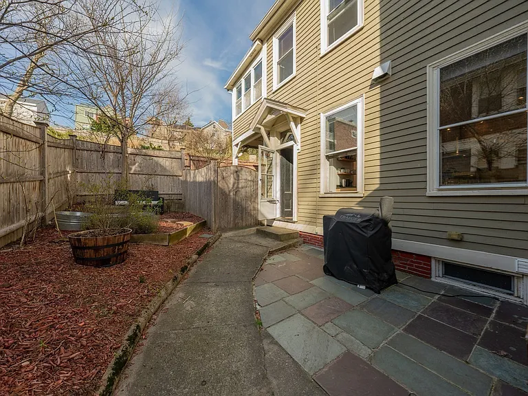 77 Columbus Ave #2 — Photo 19