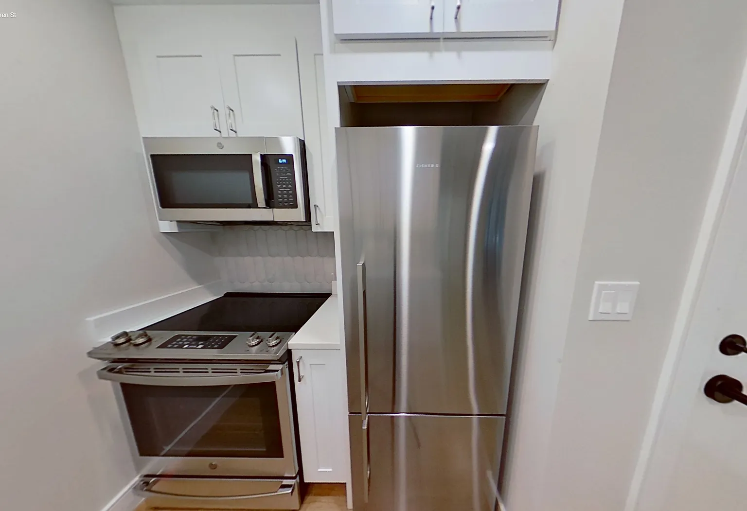 2 bed, 850 sqft, $3,695 — Photo 2