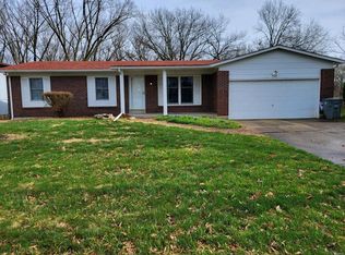 1108 Patsy Ln, O'Fallon, MO 63366