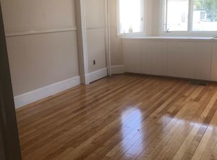 712 Pleasant St #1, Worcester, MA 01602