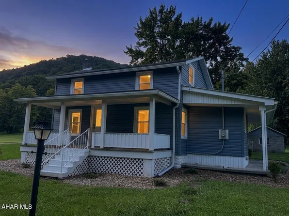 8593 Raystown Rd, Saxton, PA 16678