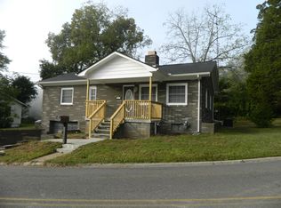 711 Florida Ave, Oak Ridge, TN 37830