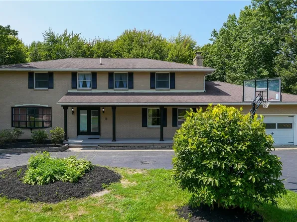 3111 Blake Rd, Ashtabula, OH 44004