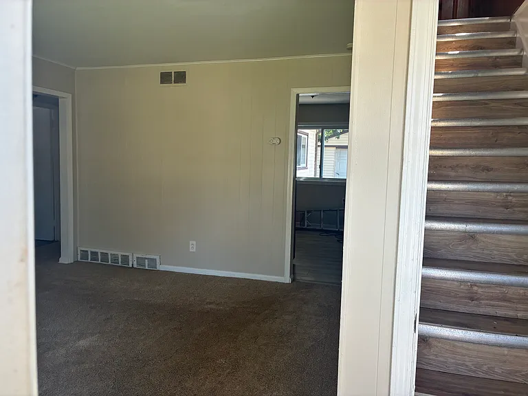 24612 Lauren Ave — Photo 14
