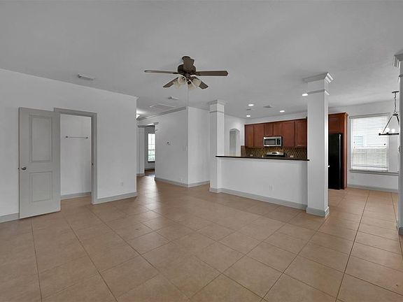 4th image of 110 W Montfair Blvd