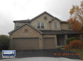 5691 Steeple Pointe Blvd, Gurnee, IL 60031