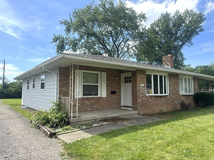 1st image of 3971 Far Hills Dr #3971