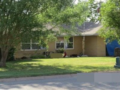 603 S Miles Ave, Lyons, KS, 67554