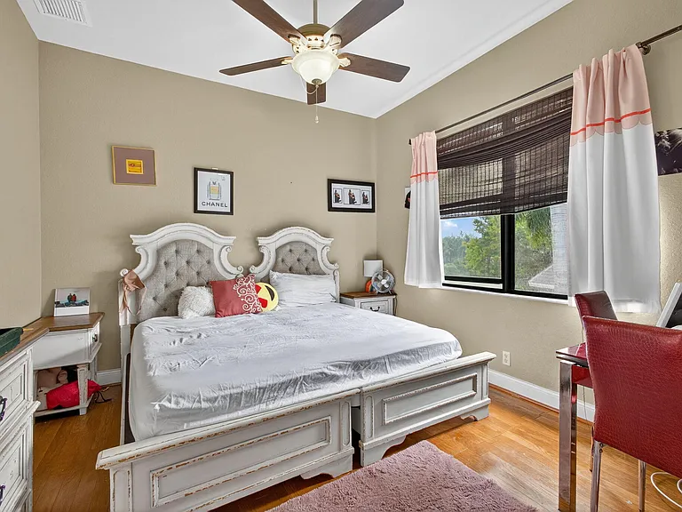 3501 Collonade Dr — Photo 25