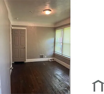 14330 Freeland St — Photo 12