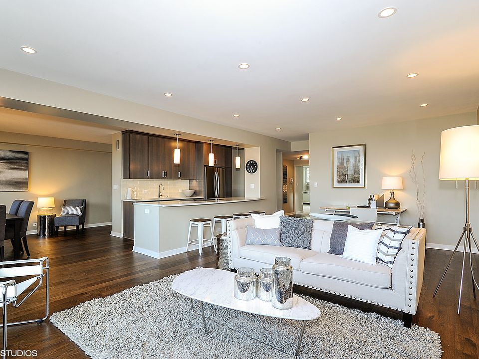 1st image of 3180 N Lake Shore Dr APT 5B