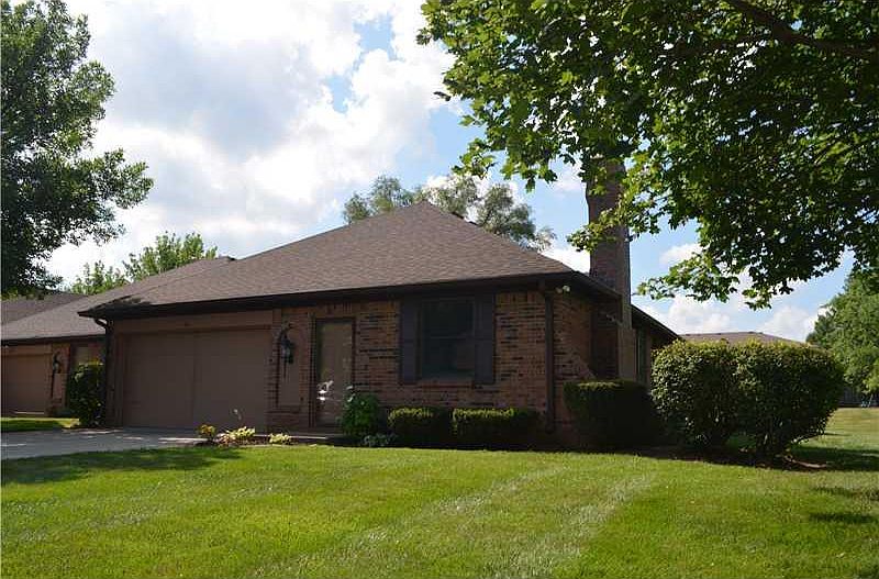 1st image of 411 Eagle Crest Dr #6