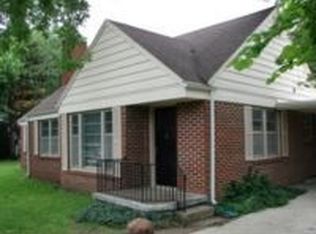 2236 East Dr, Lawrence, KS 66046