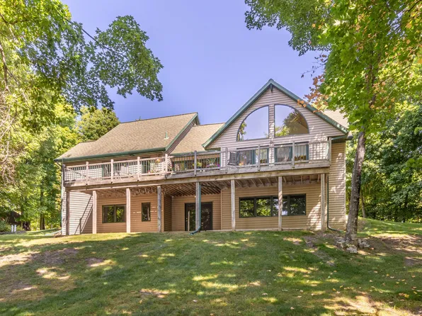 4493 N McKeown Ln NW, Hackensack, MN 56452