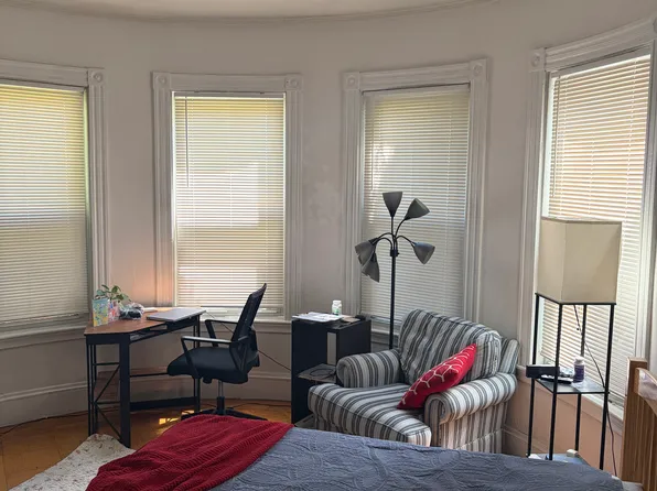 96 College Ave #1F, Somerville, MA 02144