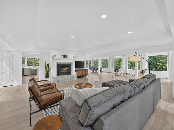 1979 S Cave Hollow Way, Bountiful, UT 84010