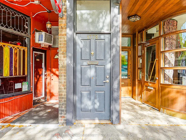 1378 Danforth Ave S #1 — Photo 5
