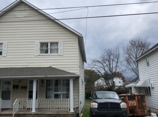 626 Hickory St #626, Old Forge, PA 18518