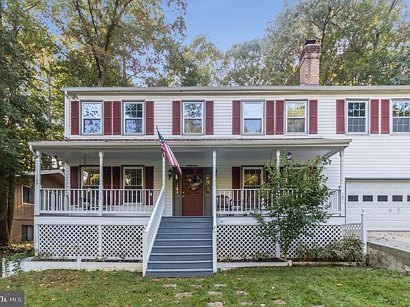 4th image of 1011 England Dr