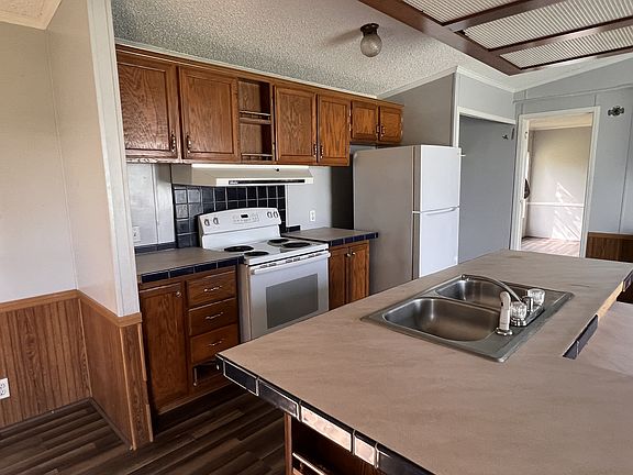5th image of 103 Knoxville Dr