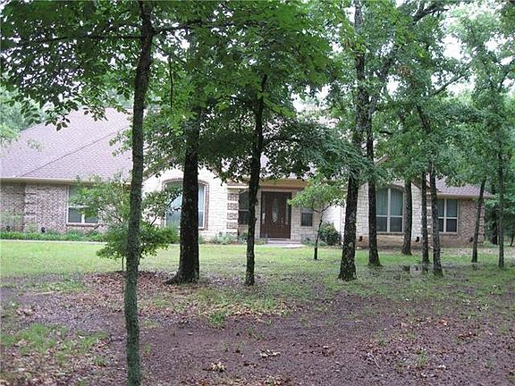 2nd image of 1098 Cedar Oaks Trl