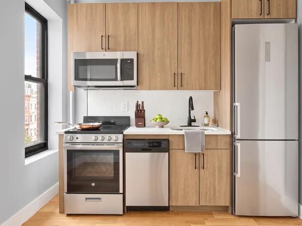 169 East 105th Street image 1 of 7
