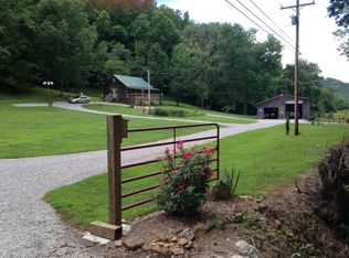 2795 Neeley Creek Rd, Celina, TN 38551