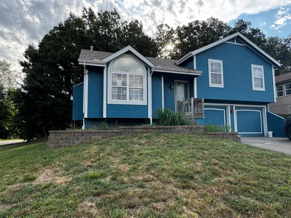 5627 NE Palmer Dr, Kansas City, MO 64119
