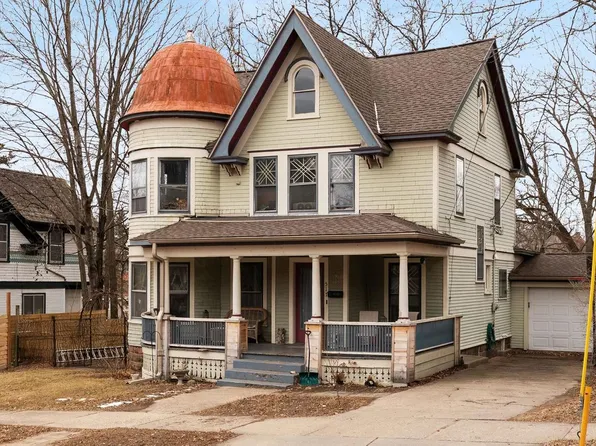 517 N Park Street, Reedsburg, WI 53959
