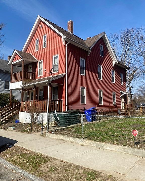 2nd image of 66-68 Everett St