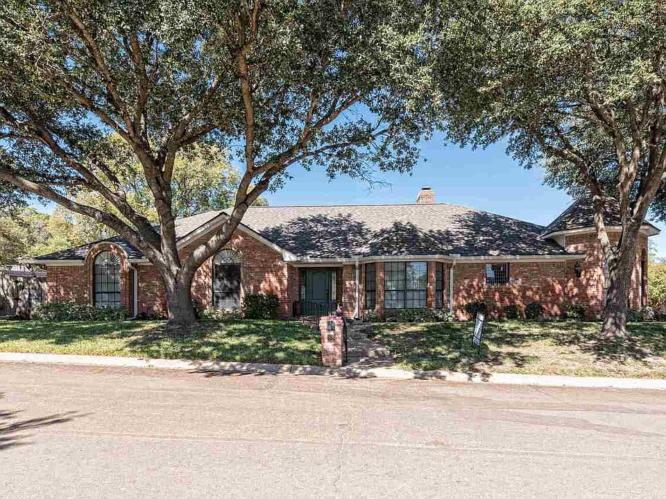 1st image of 62 Sugar Creek Pl