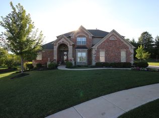 1029 Castleview Ct, Saint Charles, MO