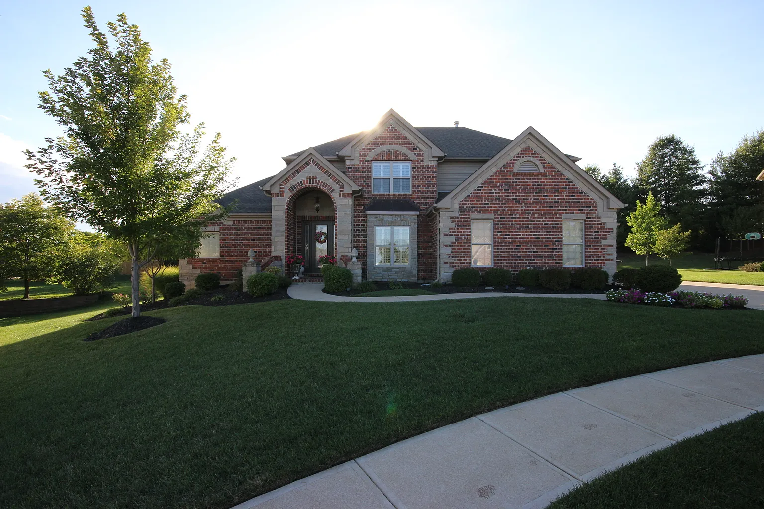 1029 Castleview Ct photo 1